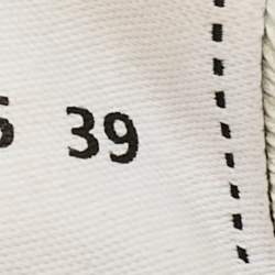 Pre Owned حذاء رياضي شانيل مخمل متعدد الألوان رباط علوي مقاس 39