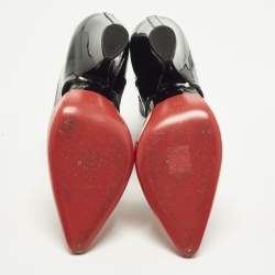 مملوكة مسبقًا حذاء بوت شانيل مخملَي كحلي/أسود مع مقدمة من حرير زري مقاس 37.5