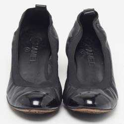 Pre Owned Chanel CC Size 37 Black Patent And Leather Cap Toe Scrunch Pumps