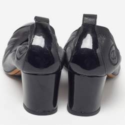 Pre Owned Chanel CC Size 37 Black Patent And Leather Cap Toe Scrunch Pumps