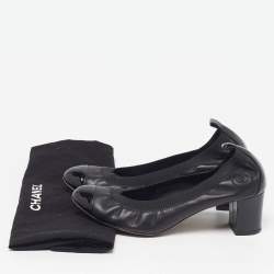 Pre Owned Chanel CC Size 37 Black Patent And Leather Cap Toe Scrunch Pumps