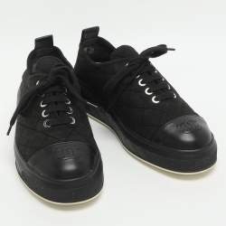 مملوكة مسبقًا حذاء رياضي شانيل سي سي جلد وكانفاس أسود مقدمة غطاء مقاس 35.5