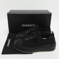 مملوكة مسبقًا حذاء رياضي شانيل سي سي جلد وكانفاس أسود مقدمة غطاء مقاس 35.5