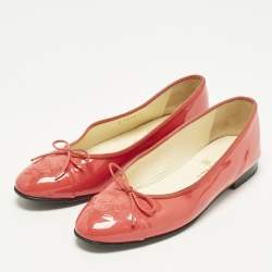 Pre Owned Chanel CC Size 39 Red Patent Leather Ballet Flats