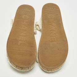 Pre Owned Chanel Dad CC Size 39 Cream Quilted Leather and Rope Slingback Sandals