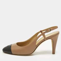 مملوكة مسبقًا Chanel CC Size 38.5 Beige/Black Leather Cap Toe Slingback Sandals