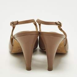 مملوكة مسبقًا Chanel CC Size 38.5 Beige/Black Leather Cap Toe Slingback Sandals