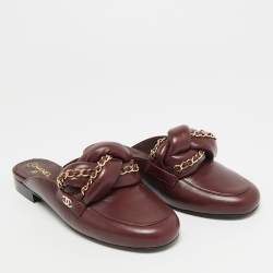 Pre Owned Chanel CC Size 36.5 Burgundy Leather Braided Chain Mules