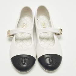 Pre Owned Chanel Size 39 White/Black Leather Mary Jane Ballet Flats