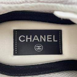 Pre Owned Chanel Cc Logo Low Cut Sneakers Pink/Gray/Black Suede Mix Fiber Size 36