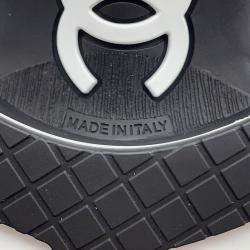 Pre Owned Chanel Cc Logo Low Cut Sneakers Pink/Gray/Black Suede Mix Fiber Size 36