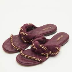 Pre Owned Chanel CC Size 41.5 Burgundy Suede Chain Link Flat Slide Sandals
