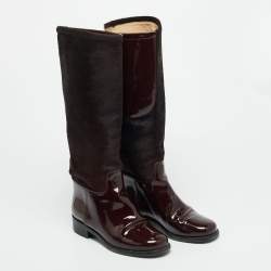 Pre Owned حذاء بوت شانيل موتو جلد أسود مزين سي سي وسحاب مقاس 39.5