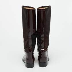 Pre Owned حذاء بوت شانيل موتو جلد أسود مزين سي سي وسحاب مقاس 39.5