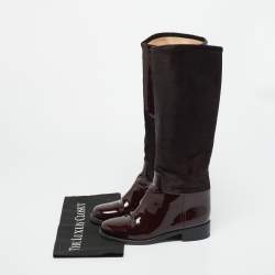 Pre Owned حذاء بوت شانيل موتو جلد أسود مزين سي سي وسحاب مقاس 39.5