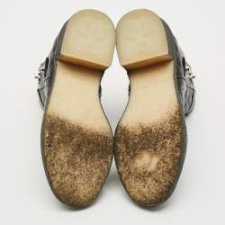 مملوكة مسبقًا حذاء بوت للكاحل شانيل جلد براءات اختراع أسود مزين بشعار الماركة سي سي مقاس 40