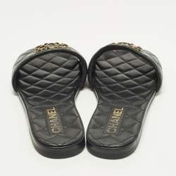Pre Owned Chanel CC Size 37.5 Black Quilted Leather Chain Detail Flat Slide