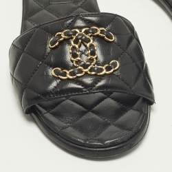 Pre Owned Chanel CC Size 37.5 Black Quilted Leather Chain Detail Flat Slide