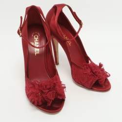 Pre Owned Chanel CC Size 40 Red Lace and Satin Peep Toe Ankle Strap Pumps