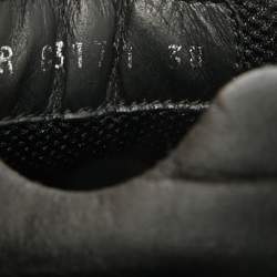 مملوكة مسبقًا حذاء رياضي شانيل سي سي جلد ونيوبرين أبيض/أسود مقاس 38