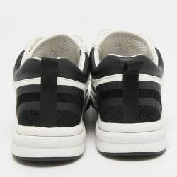 مملوكة مسبقًا Chanel CC Size 38 Black/White Leather and Tweed Low Top Sneakers