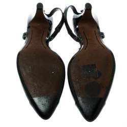 Pre Owned صندل شانيل فتحة كعب جلد لامع أسود مقاس 37