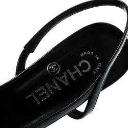 Pre Owned صندل شانيل فتحة كعب جلد لامع أسود مقاس 37