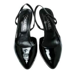 Pre Owned صندل شانيل فتحة كعب جلد لامع أسود مقاس 37