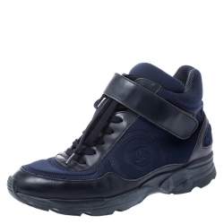 مملوكة مسبقًا Chanel Blue Nylon And Black Leather CC Logo Lace Up Sneakers Size 36.5