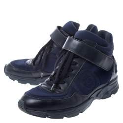 مملوكة مسبقًا Chanel Blue Nylon And Black Leather CC Logo Lace Up Sneakers Size 36.5
