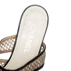 مملوكة مسبقًا Chanel Beige Mesh And Black Leather Trim Slide Flats Size 39