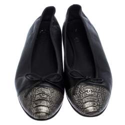 Pre Owned Chanel Black Leather Bow CC Cap Toe Ballet Flats Size 40