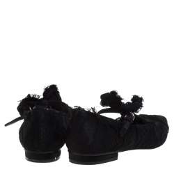 مملوكة مسبقًا حذاء فلات باليه شانيل Mary Jane مقدمة مدببة فيونكة دانتيل بيج/أسود مقاس 35.5