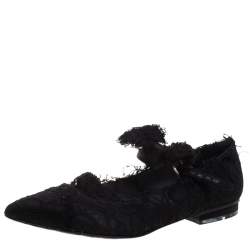 مملوكة مسبقًا حذاء فلات باليه شانيل Mary Jane مقدمة مدببة فيونكة دانتيل بيج/أسود مقاس 35.5