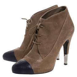 Chanel Beige/Navy Blue Leather Cap Toe Lace Up Platform Ankle Boots Size 40