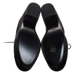 مملوكة مسبقًا حذاء أوكسفورد شانيل CC رباط نعل سميك سويدي أسود مقاس 40.5