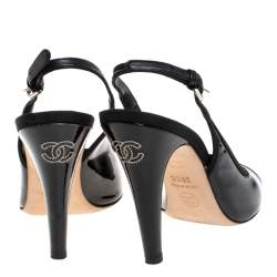 Pre Owned صندل شانيل فتحة كعب مقدمة مفتوحة جلد لامع أسود مقاس 36.5