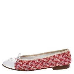 Pre Owned Chanel Red/White Tweed Fabric And Leather CC Cap Toe Bow Ballet Flats Size 38