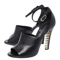 مملوكة مسبقًا Chanel Black Leather Pearl Embellished Heel Ankle Strap Sandals Size 37.5