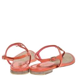 Chanel Orange Patent Leather CC Thong Flat Sandals Size 35