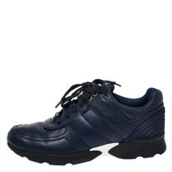 مملوكة مسبقًا Chanel Blue Leather And Satin Trim CC Low Top Sneaker Size 38