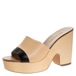 Chanel Beige/Black Leather Open Toe Slide Wooden Clogs Size 37.5