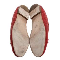 Pre Owned Chanel Red Quilted Leather CC Ballet Flats Size 38.5