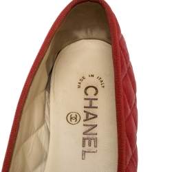 Pre Owned Chanel Red Quilted Leather CC Ballet Flats Size 38.5