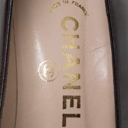 Pre Owned حذاء كعب عالي شانيل مقدمة مدببة جلد مخطط أسود و بني مقاس 36.5