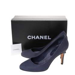 Pre Owned Chanel Blue Leather CC Heel Pumps Size 40