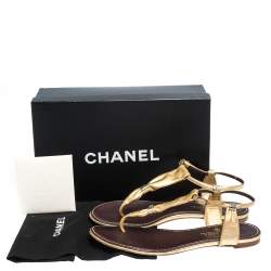 Chanel Metallic Gold Leather Thong Flat Sandals Size 38.5