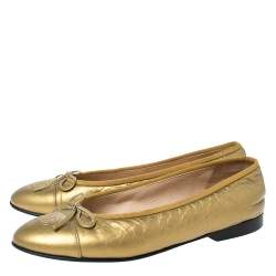 مملوكة مسبقًا Chanel Gold Leather Cap Toe CC Bow Ballet Flats Size 38