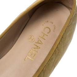 مملوكة مسبقًا Chanel Gold Leather Cap Toe CC Bow Ballet Flats Size 38