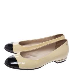 Pre Owned Chanel Two Tone Patent Leather Pearl Embellished Cap Toe Ballet Flats Size 38